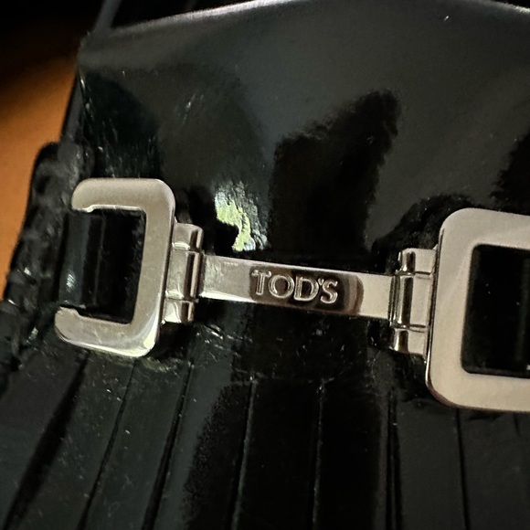Tod’s Gommino patent leather loafers with fringe size 38.5. - Picture 3 of 7